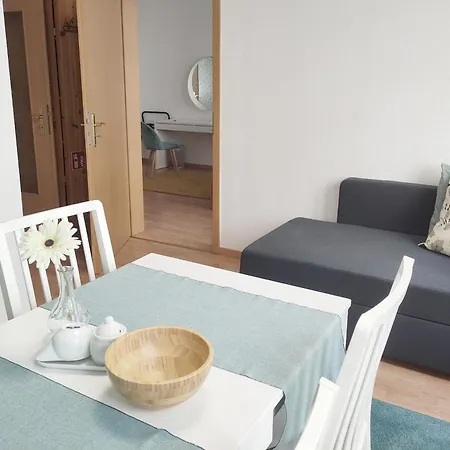 Apartment As1 - Excellent *